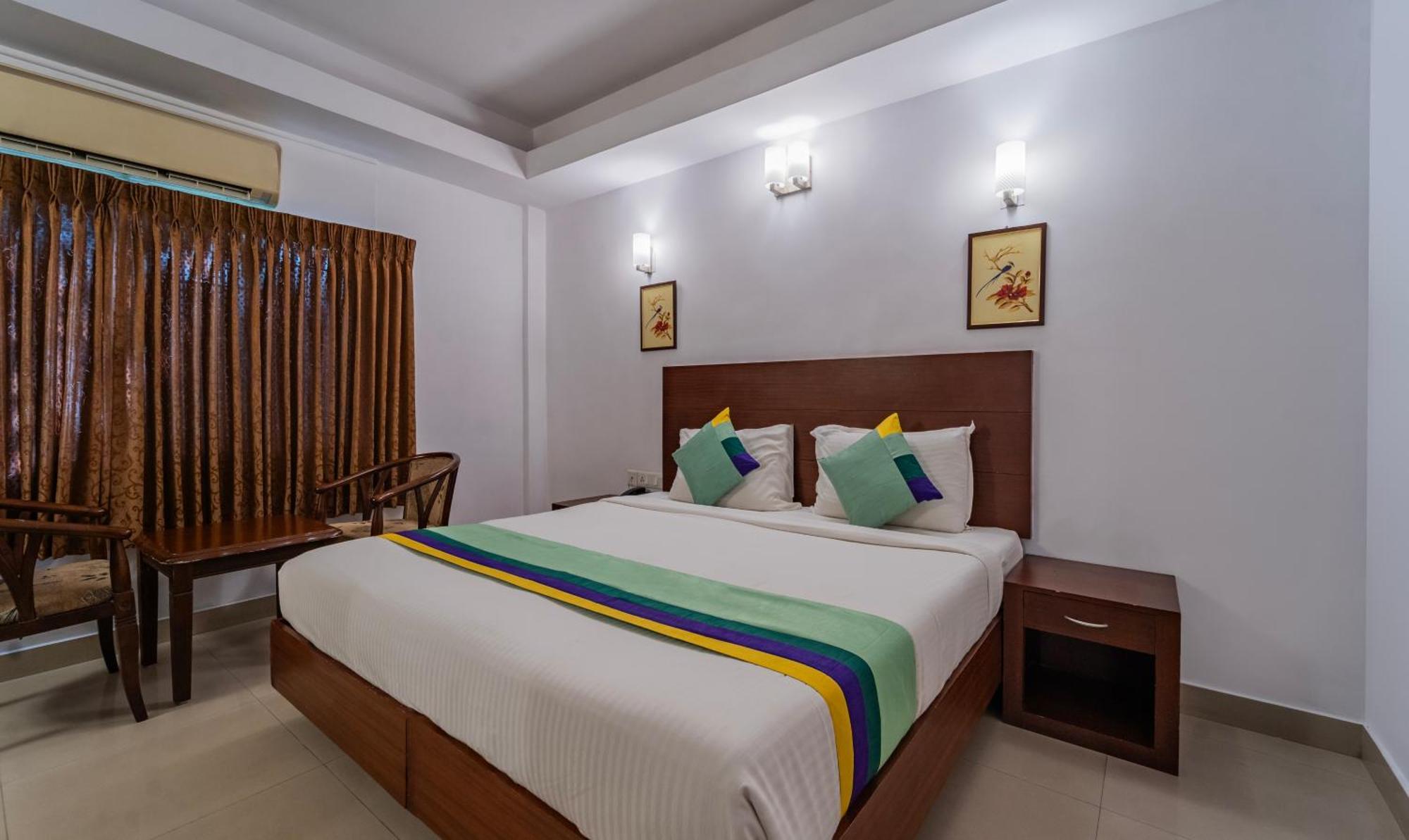 Treebo Central Thrissur Exterior photo
